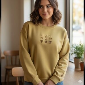 Molly Bracken Mustard Heart Embroidered Fleece Sweater, M